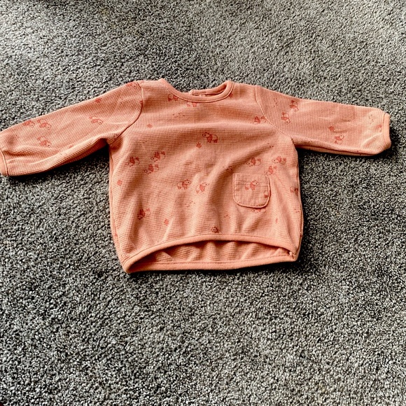 Carter’s Matching Set - Picture 2 of 4